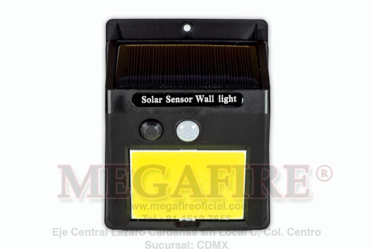 Lampara LED de carga solar con sensor de movimiento